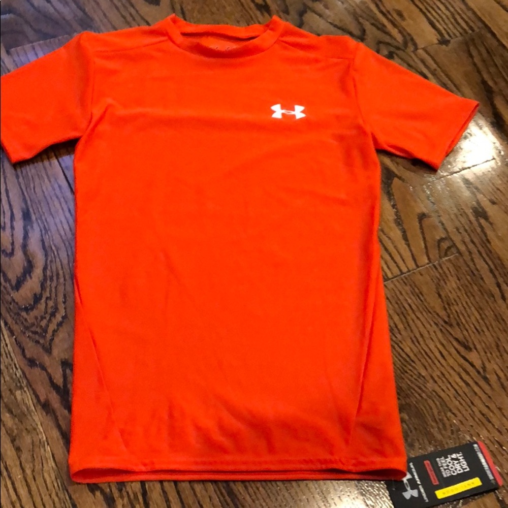 Under Armour Men’s Compression dry fit shirt